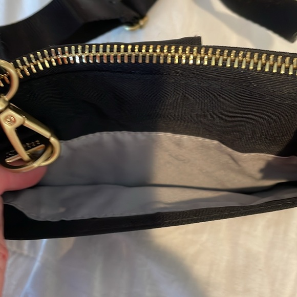 Baggallini cross body clutch/wallet - Picture 4 of 10